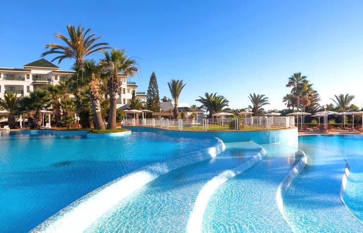 El Mouradi Palm Marina ( celibataire plus 35 ans autorisé )